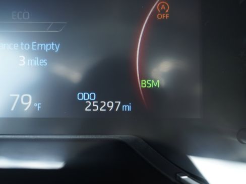 Used 2024 Toyota RAV4 XLE w/ Convenience Package FWD image 16