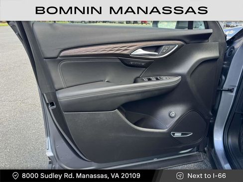 Used 2022 Buick Envision Avenir w/ Technology Package II image 8