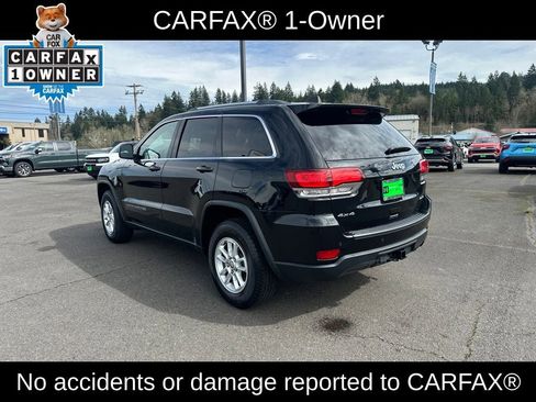 Used 2020 Jeep Grand Cherokee Laredo image 5