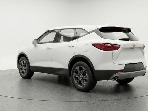 Used 2025 Chevrolet Blazer LT image 6