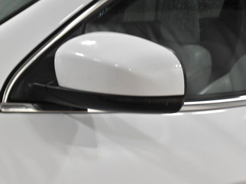 Used 2021 Jeep Cherokee Latitude Lux w/ Sun & Sound Group image 35