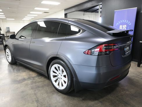 Used 2016 Tesla Model X Performance image 9