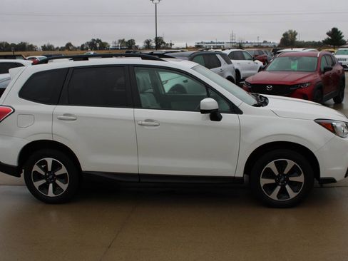 Used 2018 Subaru Forester 2.5i Premium image 4