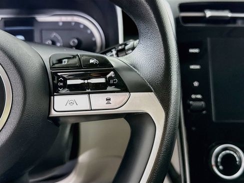 Certified 2024 Hyundai Tucson SE FWD image 22