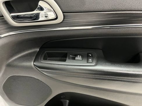 Used 2020 Jeep Grand Cherokee Limited w/ Luxury Group II AWD/4WD image 58