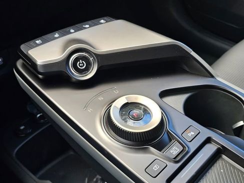New 2025 Kia EV6 Wind image 23