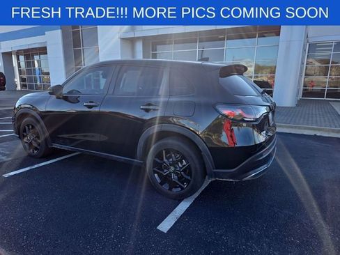 Certified 2023 Honda HR-V Sport image 3