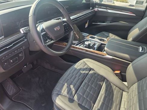 New 2026 Cadillac Escalade Platinum Sport AWD/4WD image 22