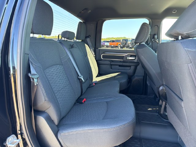 New 2027 RAM 3500 Big Horn AWD/4WD image 34