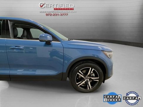 Used 2025 Volvo XC40 B5 Core image 97