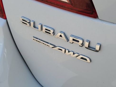 Used 2016 Subaru Outback 2.5i Limited AWD/4WD image 6