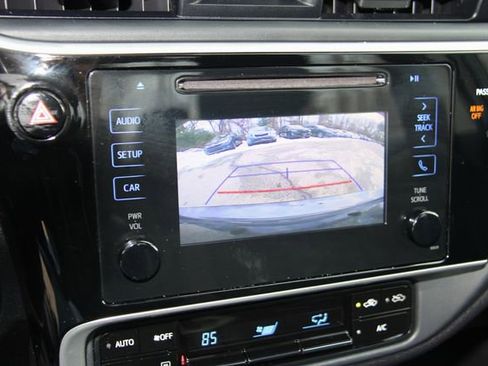 Used 2017 Toyota Corolla L image 22