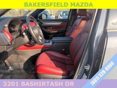 Certified 2025 MAZDA CX-70 Plug-In Hybrid w/ Premium Plus image 9