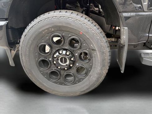 New 2026 Ford F350 XLT w/ XLT Premium Package AWD/4WD image 8