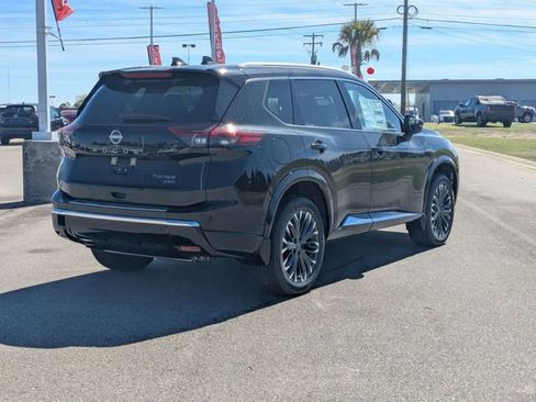 New 2026 Nissan Rogue Platinum w/ Tech Package AWD/4WD image 3