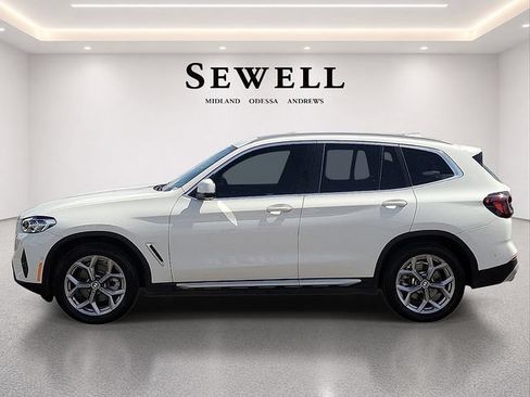 Used 2024 BMW X3 sDrive30i w/ Convenience Package RWD image 2