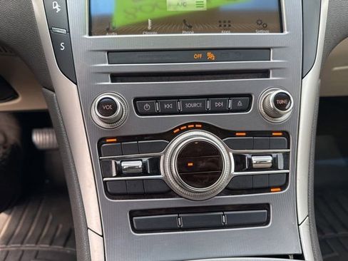 Used 2017 Lincoln MKZ Premiere FWD image 31