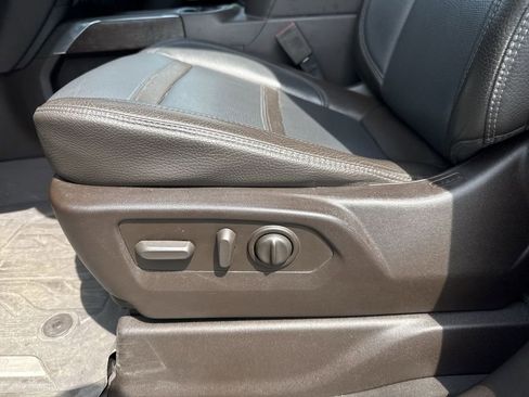 Used 2020 GMC Sierra 2500 Denali AWD/4WD image 22