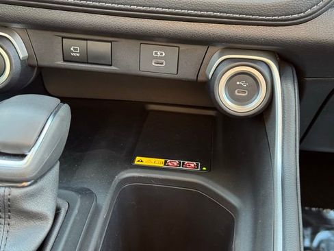 Certified 2026 Toyota Grand Highlander Limited AWD/4WD image 18