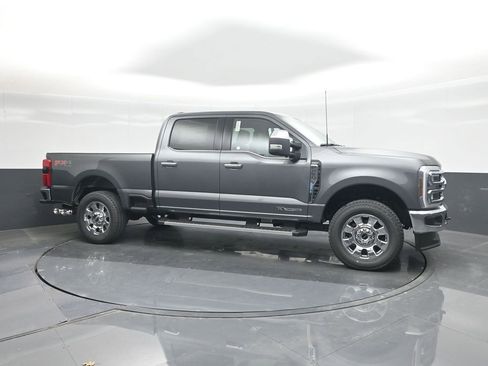 New 2026 Ford F250 Lariat w/ Chrome Package AWD/4WD image 11