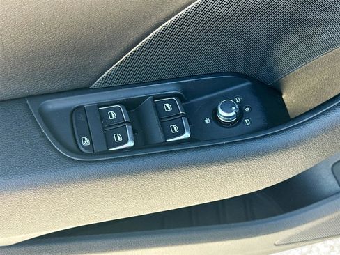 Used 2016 Audi A3 1.8T Premium image 17