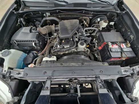 Used 2020 Toyota Tacoma SR w/ SR Convenience Package image 29