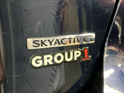 Used 2021 MAZDA MAZDA3 s image 9