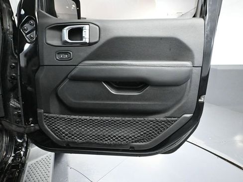 Used 2020 Jeep Wrangler Unlimited Sahara w/ Dual Top Group image 46