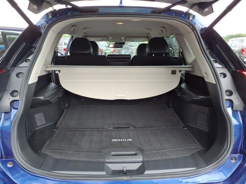 Used 2020 Nissan Rogue SL FWD image 14