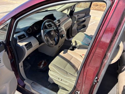 Used 2012 Honda Odyssey Touring Elite image 24