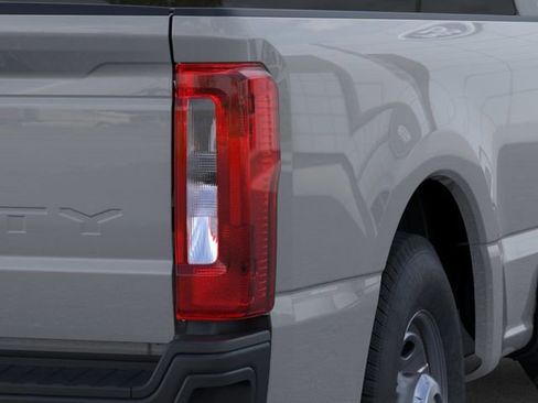 New 2026 Ford F250 XL RWD image 21