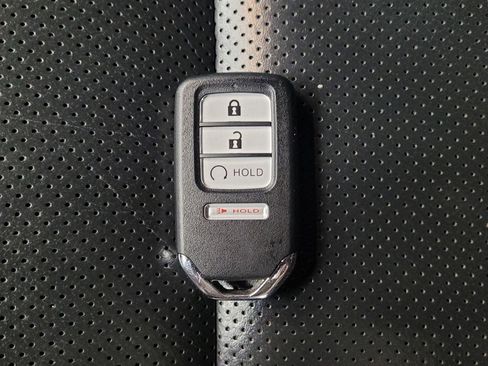 Used 2017 Honda Ridgeline RTL-E image 32