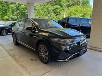 Used 2023 Mercedes-Benz EQS 580 4MATIC SUV w/ Exclusive Trim Package video 3