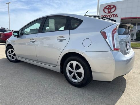 Used 2013 Toyota Prius Two FWD image 5