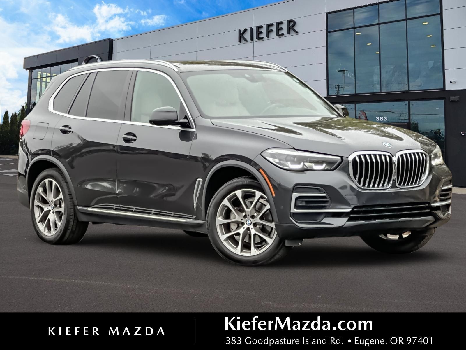 Used 2022 BMW X5 xDrive40i AWD/4WD image 1
