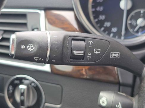 Used 2015 Mercedes-Benz GL 450 4MATIC image 42