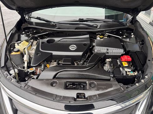 Used 2014 Nissan Altima 2.5 S w/ Display Audio Package image 29
