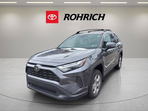 Used 2023 Toyota RAV4 XLE w/ Convenience Package image 1