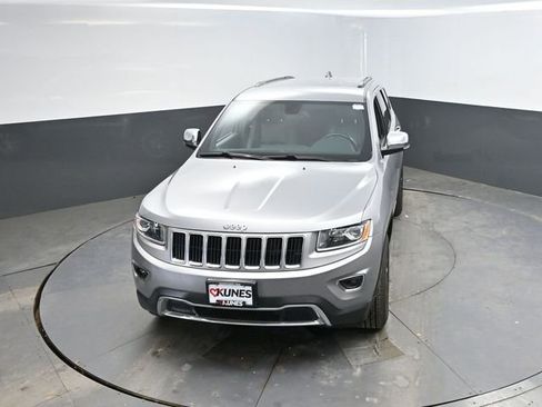 Used 2015 Jeep Grand Cherokee Limited w/ Trailer Tow Group IV image 36
