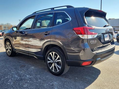 Used 2020 Subaru Forester Limited image 4