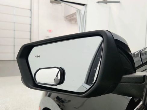 Used 2022 Chevrolet Equinox LT image 28