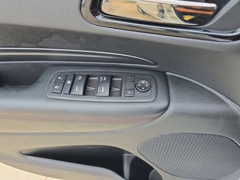 Used 2025 Dodge Durango GT RWD image 29