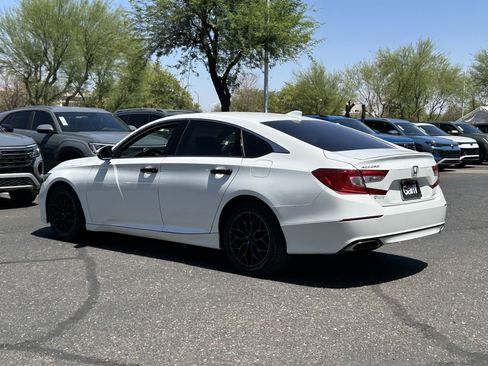 Used 2020 Honda Accord Sport image 3