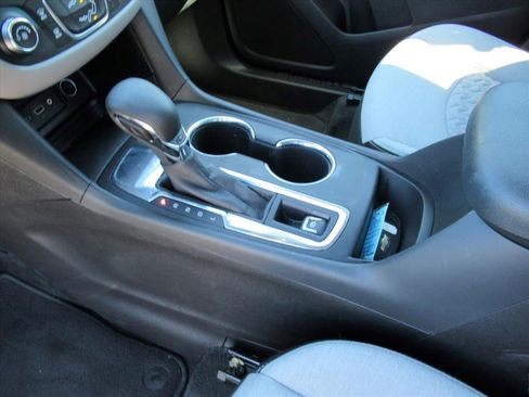 Certified 2023 Chevrolet Equinox LS w/ LS Convenience Package image 15