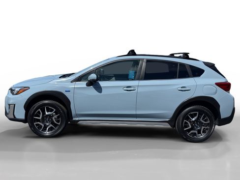 Used 2019 Subaru Crosstrek Hybrid w/ Moonroof Package w/Navigation AWD/4WD image 2