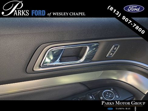 Certified 2018 Ford Explorer XLT w/ Equipment Group 202A AWD/4WD image 19