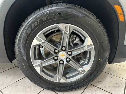 Certified 2024 Chevrolet Blazer LT w/ Convenience Package image 13