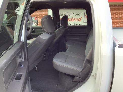 Used 2023 RAM 3500 Tradesman image 8