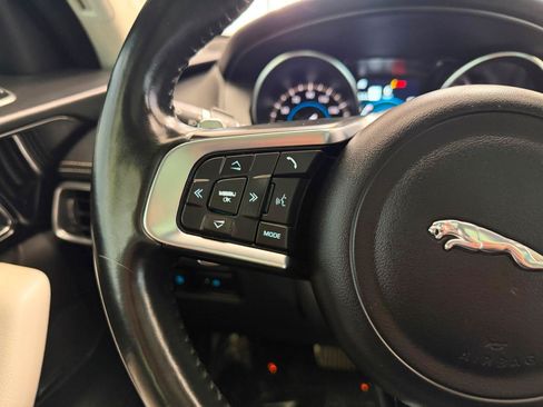 Used 2020 Jaguar F-PACE R-Sport AWD/4WD image 32