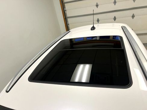 Used 2023 Buick Encore GX Essence w/ Experience Buick Package image 43